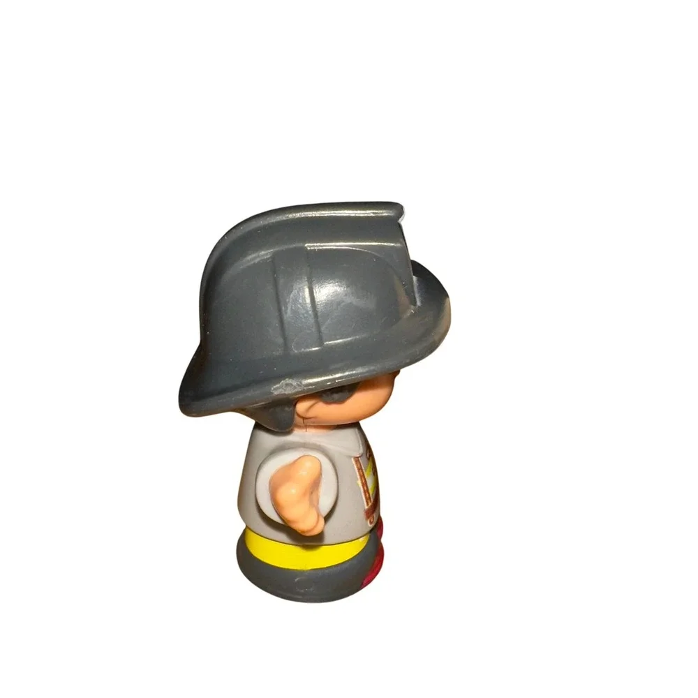 Fisher-Price Little People Firefighter‎ Figure Toy Pretend Play Rescue